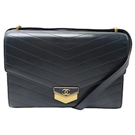 Chanel-NEW CHANEL FLAP BAG PARIS HAMBURG CHEVRON BANDOULIERE HANDBAG-Navy blue