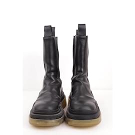 Bottega Veneta-Leather boots-Black