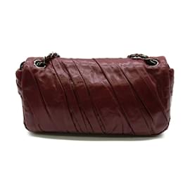 Chanel-Bolso mediano con solapa CC Glazed Twisted-Roja