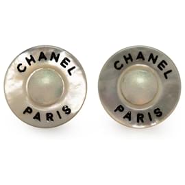 Chanel-Chanel Clipe de pérola falsa branca em brincos-Branco