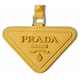 Prada-Amuletos bolsa-Amarillo