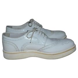 Church's stringate Bianco