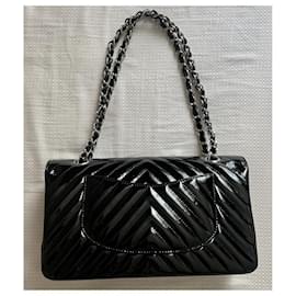 Chanel-Bolsos de mano-Negro