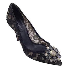 Autre Marque-Dolce & Gabbana Escarpins en dentelle ornés de cristaux noirs-Noir