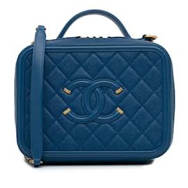 Chanel-Borsa a tracolla Vanity Case in caviale in filigrana CC blu Chanel media-Blu