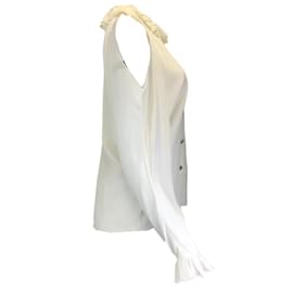 Autre Marque-Chanel Ivory CC Logo Blusa de seda com botões e ombros frios-Cru