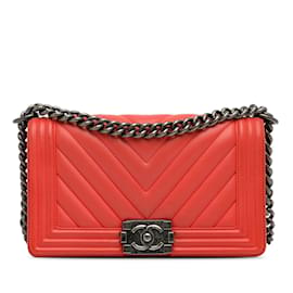 Chanel-Red Chanel Bolsa média de couro de bezerro Chevron Boy Flap Crossbody-Vermelho