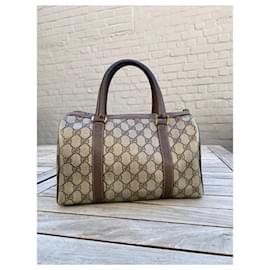 Gucci-Boston-Beige