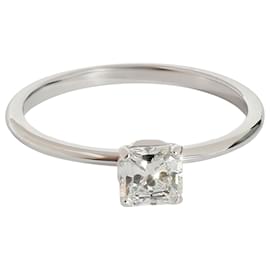 Tiffany & Co-TIFFANY & CO. Solitaire Engagement Ring in Platinum H VS1 0.54 ctw-Silvery,Metallic