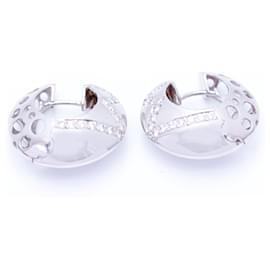 Autre Marque-Gold earrings with diamond pavé-White