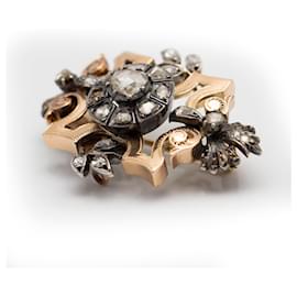 Autre Marque-EPOCA ISABELINO BROOCH in Platinum and Rose Gold-Golden