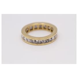 Autre Marque-Gold Wedding Ring with Princess Cut Diamonds-Golden