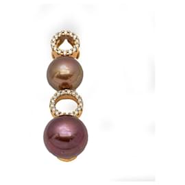 Autre Marque-Pendant with Diamonds and Pearls-Golden