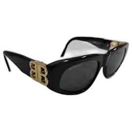 Balenciaga-Sunglasses-Black,Golden