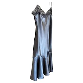 Dior-Vestidos-Cinza
