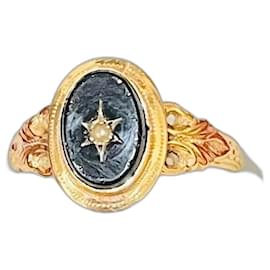 Autre Marque-Antique rose gold ring 18 carats set with an onyx and a pearl.-Black,Golden