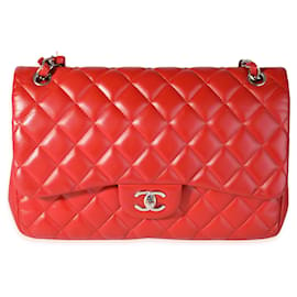 Chanel-Bolso con solapa con forro jumbo clásico de piel de cordero acolchada roja de Chanel-Roja