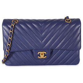 Chanel Navy Chevron medio classico foderato con patta Blu