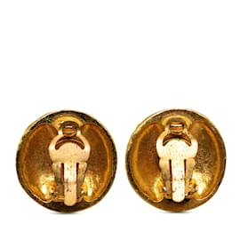 Chanel-Round CC Clip On Earrings-Golden