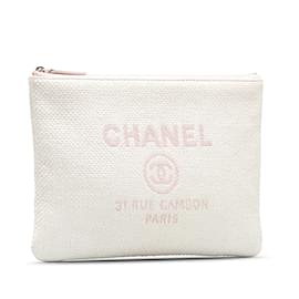 Chanel-Pochette Chanel Deauville O Case blanche-Blanc