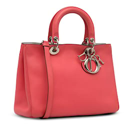 Dior-Rosafarbene mittelgroße Diorissimo-Umhängetasche von Dior-Pink