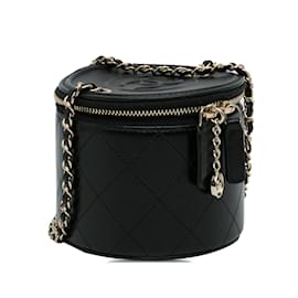 Chanel-Black Chanel CC Round Vanity Bag-Black