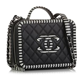 Chanel-Bolsa Chanel Média Caviar CC Filigrana Preta Preto-Preto