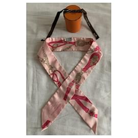 Hermès-Schals-Pink