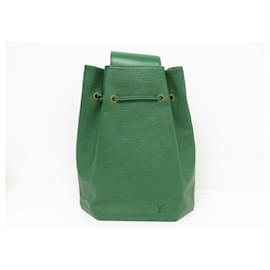 Louis Vuitton-VINTAGE SAC A DOS LOUIS VUITTON SEAU EN CUIR EPI VERT LEATHER BACKPACK BAG-Vert