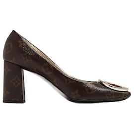 Louis Vuitton-Louis Vuitton Madeleine Pumps aus braunem, mit Monogramm beschichtetem Canvas-Braun