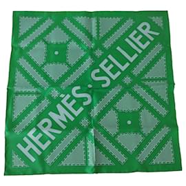 Hermès-Hermes newsboy in green silk-Green