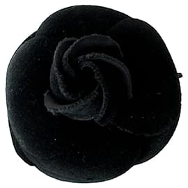 Chanel-Camellia brooch-Black