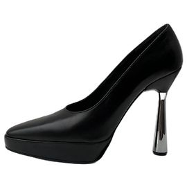 Karl Lagerfeld black leather heels Black