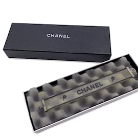 Chanel-bracelet quadrilobe vintage avec logo en caoutchouc clair et noir-Noir