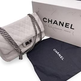 Chanel-Reedição de couro branco 2.55 aleta forrada 225 Bolsa de ombro 2000S-Branco