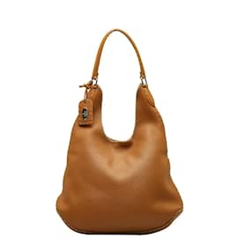 Fendi-Fendi Leather Selleria Stitch One Shoulder Bag 8BR241 in Good Condition-Brown