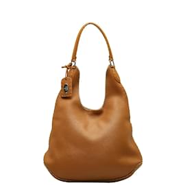 Fendi-Fendi Leather Selleria Hobo Bag Sac à bandoulière en cuir 8BR241 en bon état-Marron
