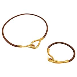 Hermès-Hermès Jumbo Hook & Loop Ensemble collier et bracelet ras du cou en cuir doré marron clair-Marron