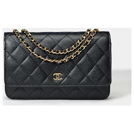 Chanel-CHANEL Portemonnaie an Kettentasche aus schwarzem Leder - 101619-Schwarz
