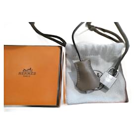 Hermès-clochette , new Hermès zipper and padlock for Hermès dustbag box bag-Olive green