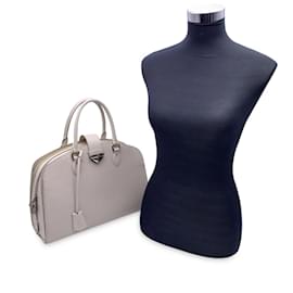 Louis Vuitton-Louis Vuitton Handbag Pont Neuf-White