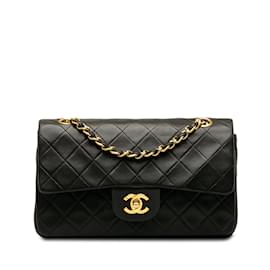 Chanel-Black Chanel Small Classic Lambskin lined Flap Bag-Black