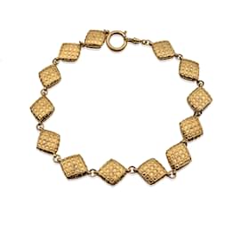 Chanel-Vintage Collier-Halskette mit gestepptem Kragen aus goldfarbenem Metall-Golden