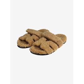 Hermès-Braune Chypre-Sandalen aus Teddyfleece – Größe EU 42-Braun