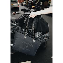 Chanel-Dark blue Deauville tote bag-Black