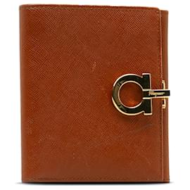 Salvatore Ferragamo-Ferragamo Brown Gancio Leather Small Wallet-Brown