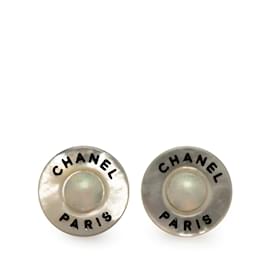 Chanel-Boucles d'oreilles à clip CC en fausses perles-Doré