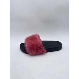 Givenchy-GIVENCHY Mules y zuecos T.UE 37 Cuero-Rosa