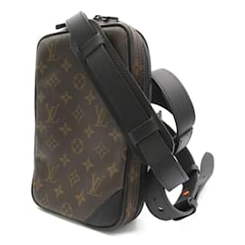 Louis Vuitton-Monogram Utility Side Bag M44477-Brown