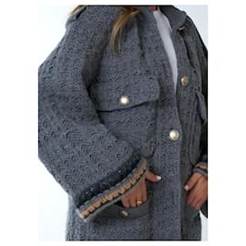 Chanel-Cappotto oversize in maglia con bottoni CC-Grigio